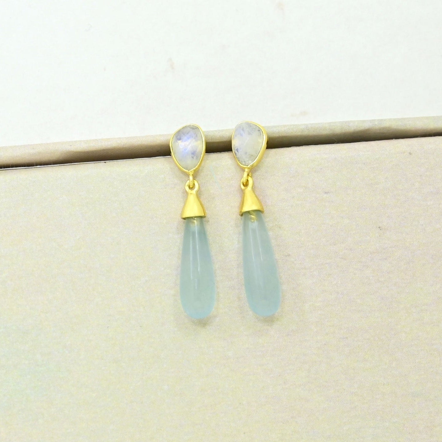 ADHARA EARRING