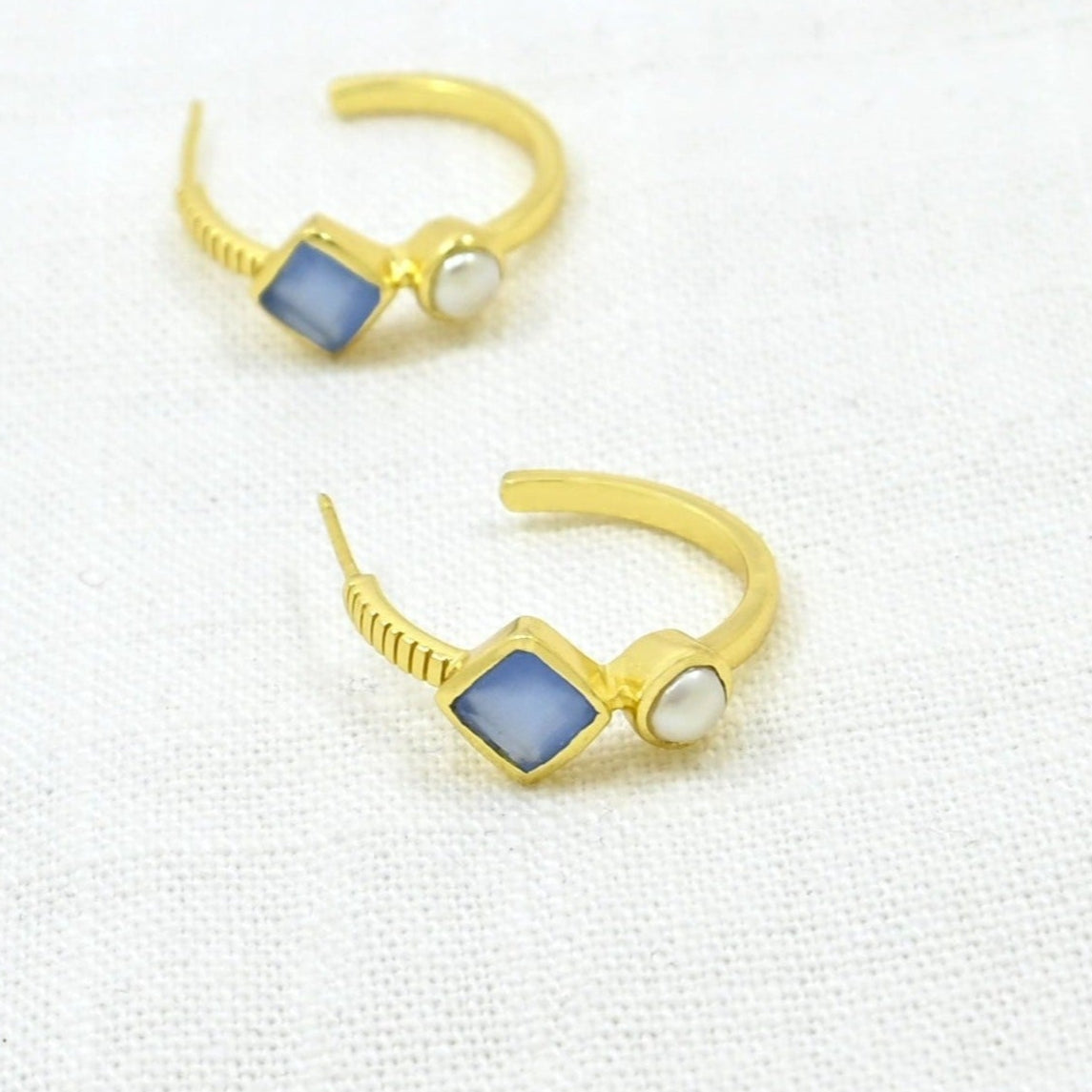 MAIA HOOP EARRING