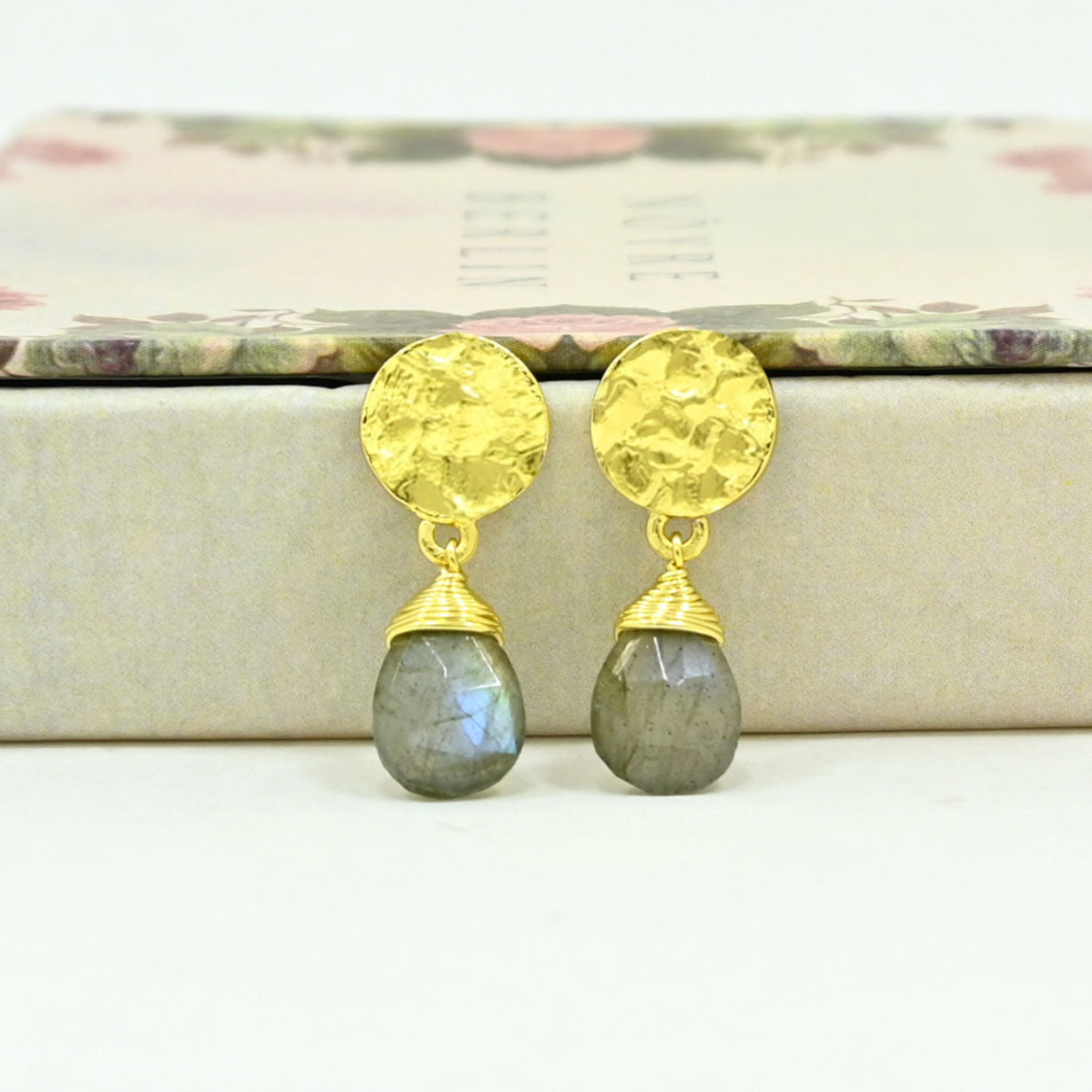 ABIGAIL EARRING