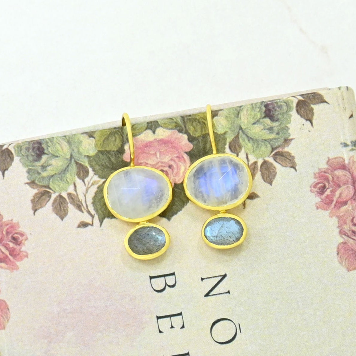 PRIMROSE EARRING