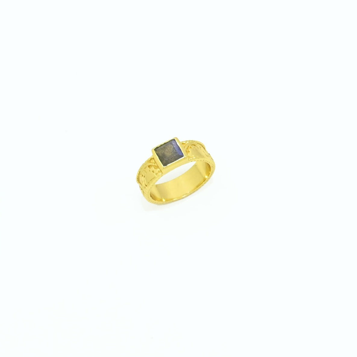 AESTHETE RING
