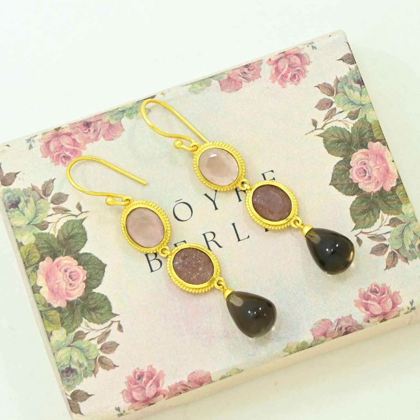 PAIGE EARRING