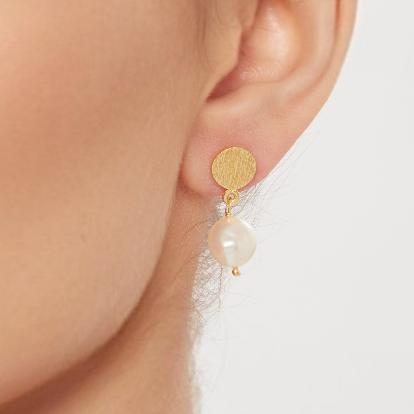 ALESSA EARRING