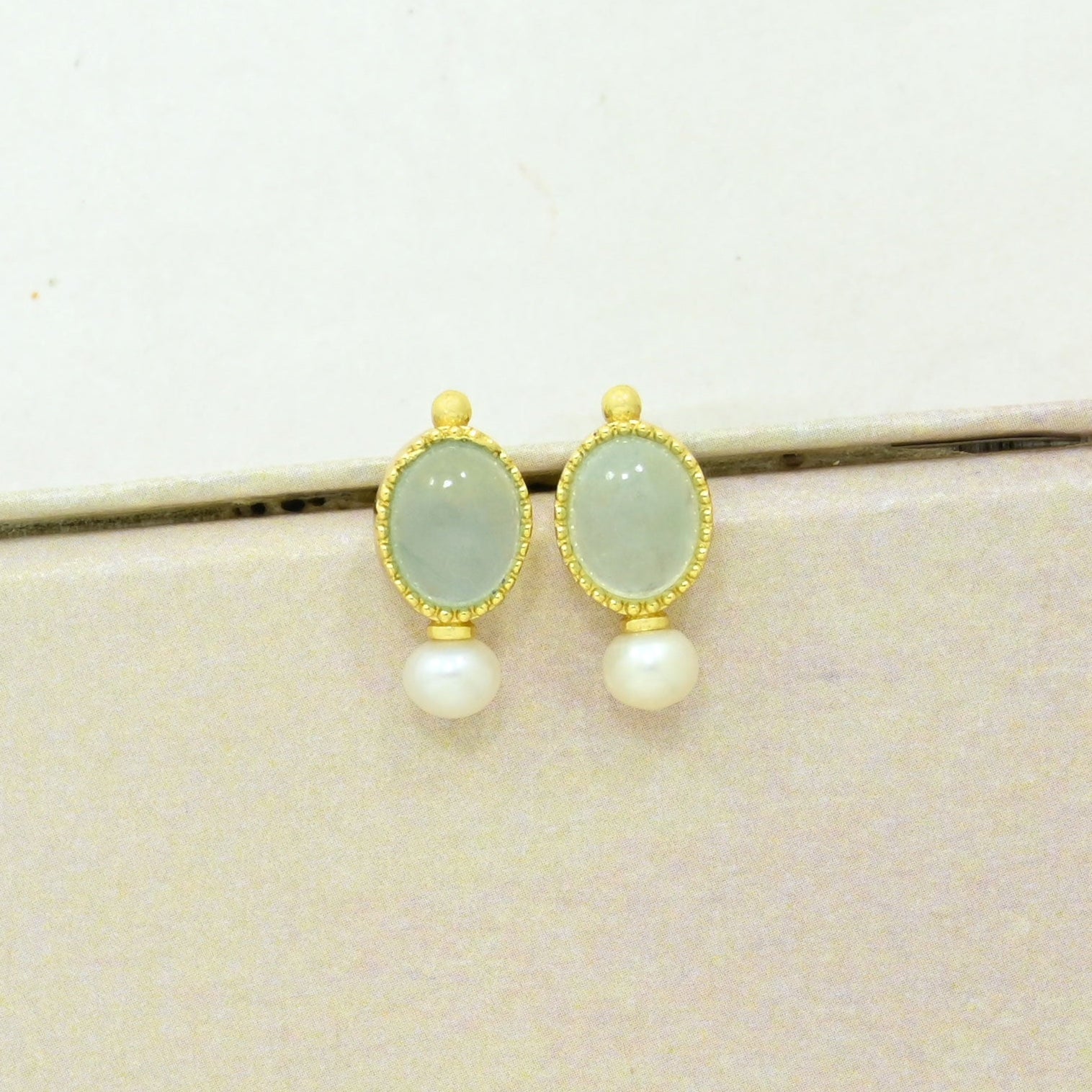 Aquamarine pearl stud earring gold plated