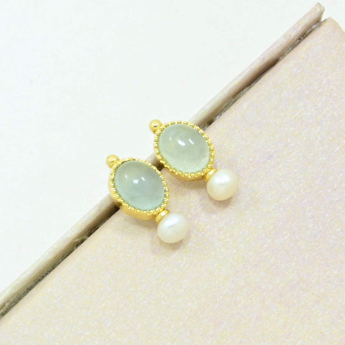 Aquamarine pearl stud earring gold plated