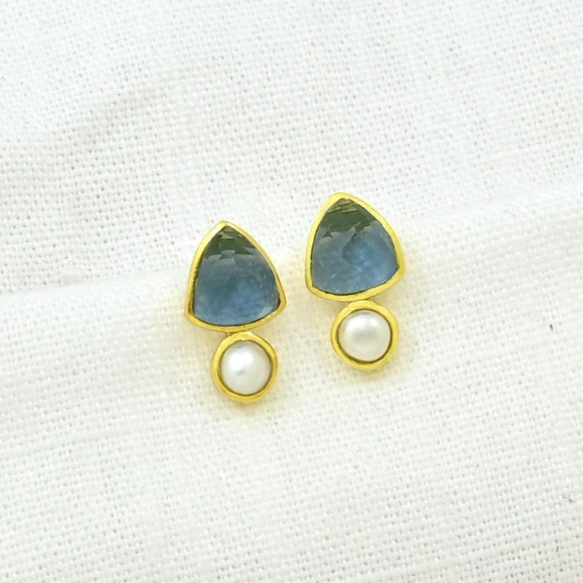 LORITA STUD EARRING