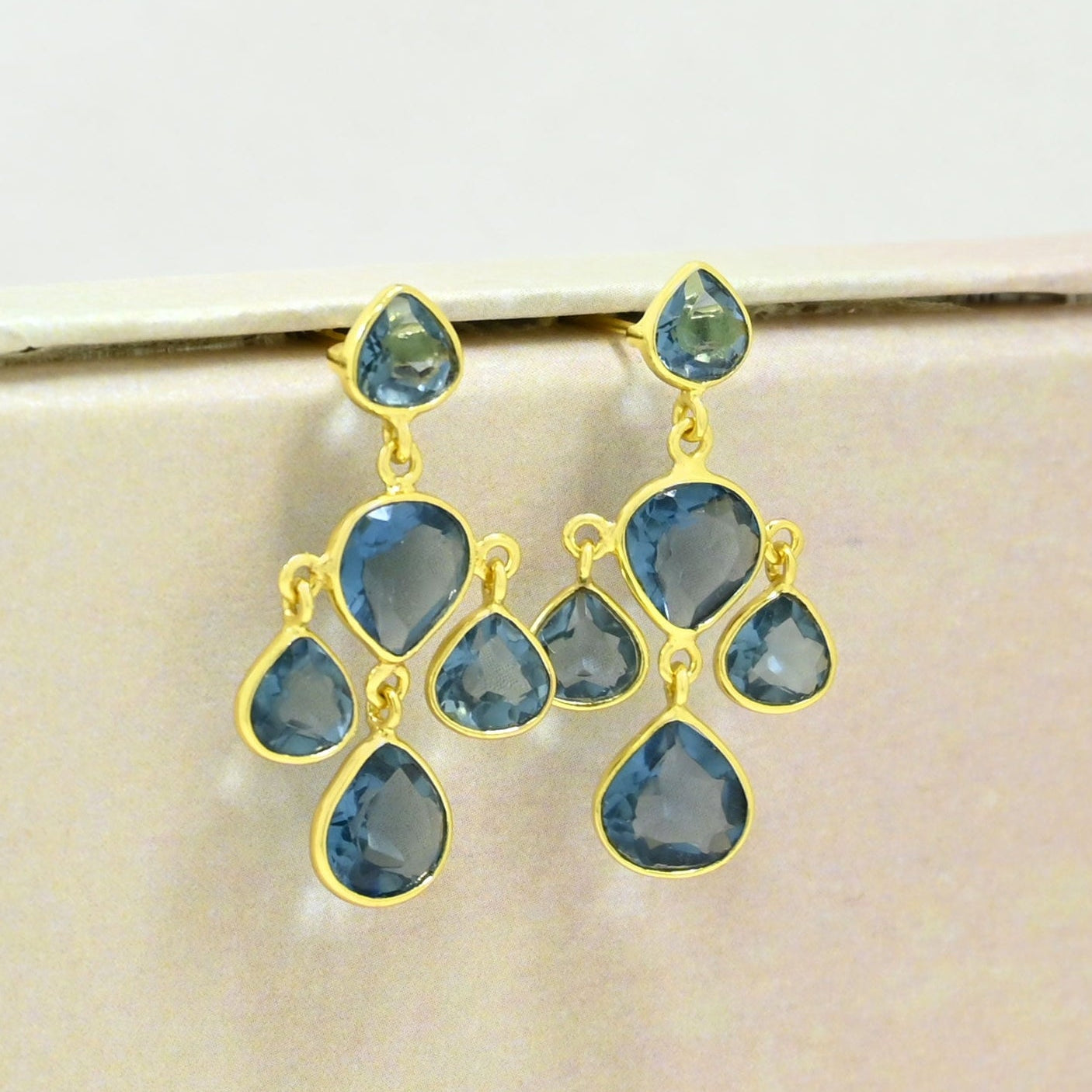 ANTILA EARRING