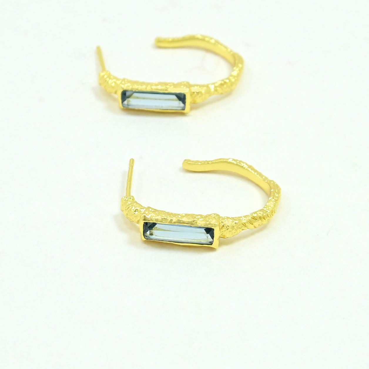 MORGANE HOOP EARRING