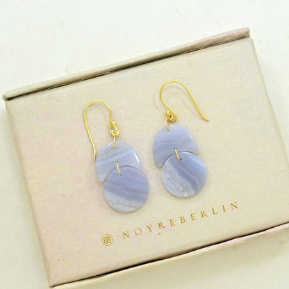 Drop earrings with light purple agate stone