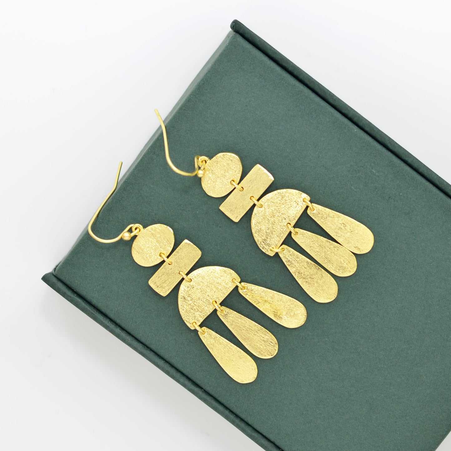 AYUMI BOHO CHIC EARRING