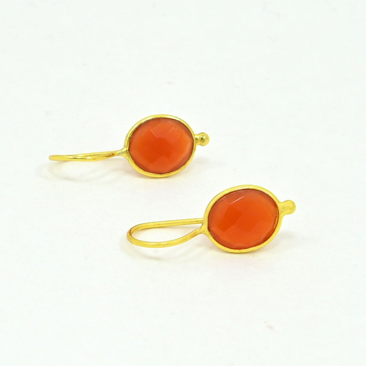 OVAL GEMSTONE EARRING