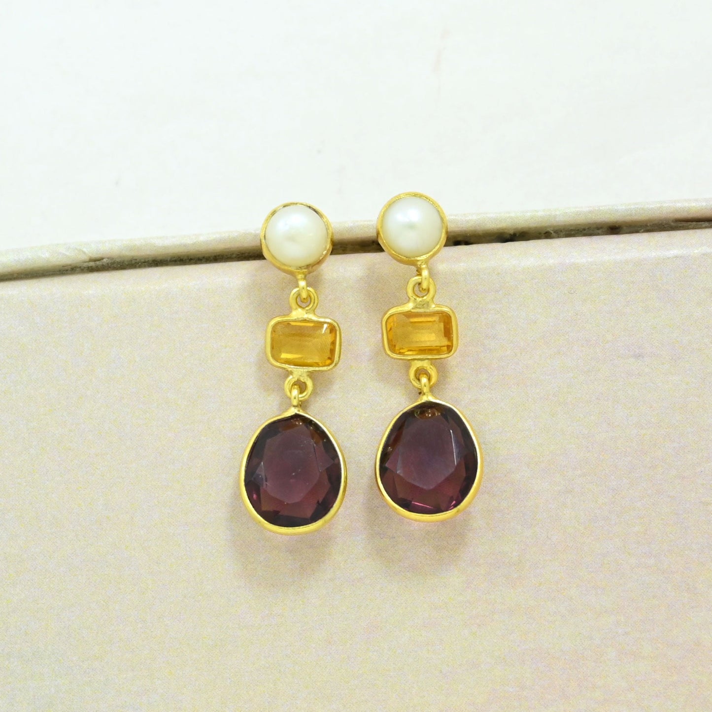 ZOE EARRING