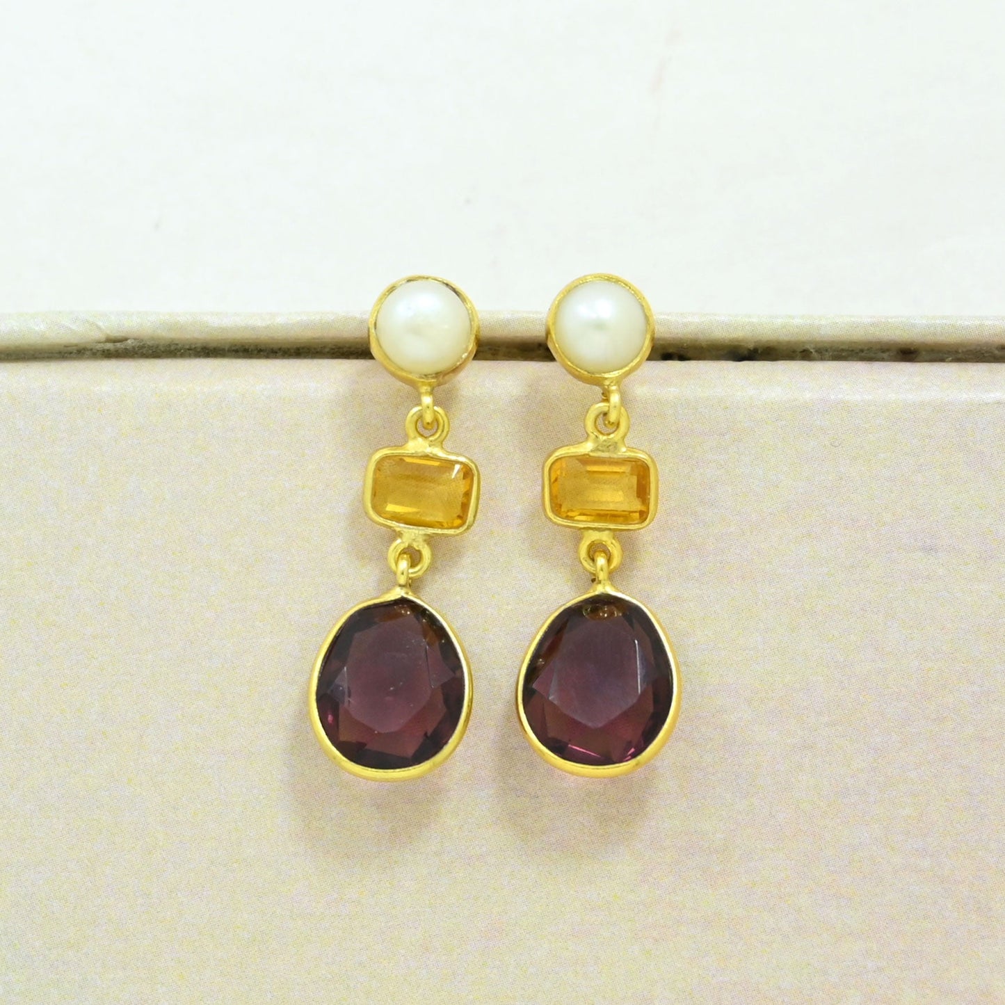 ZOE EARRING