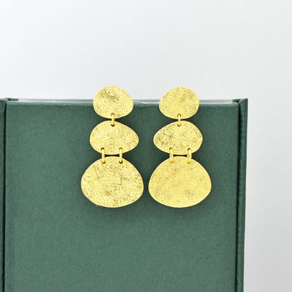DEBRA CHIC EARRING