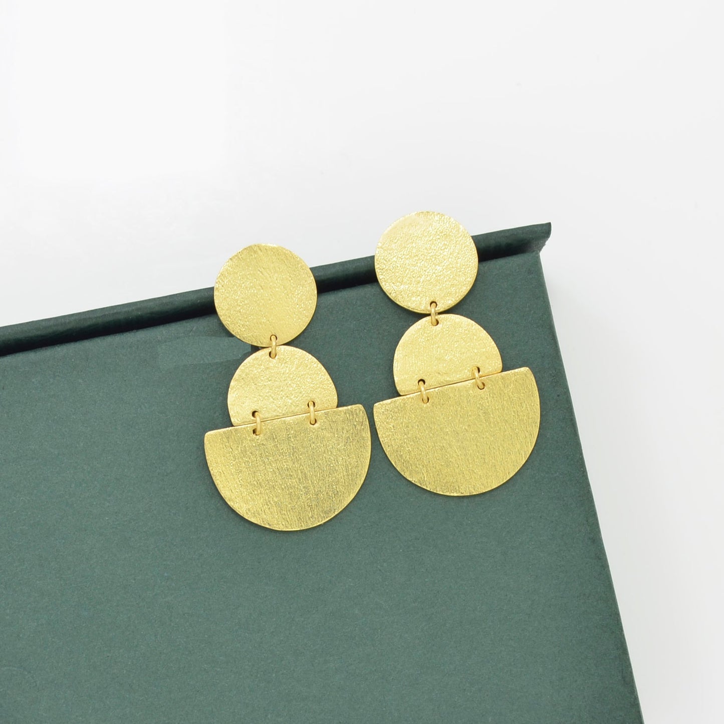 CELESTE BOHO CHIC EARRING