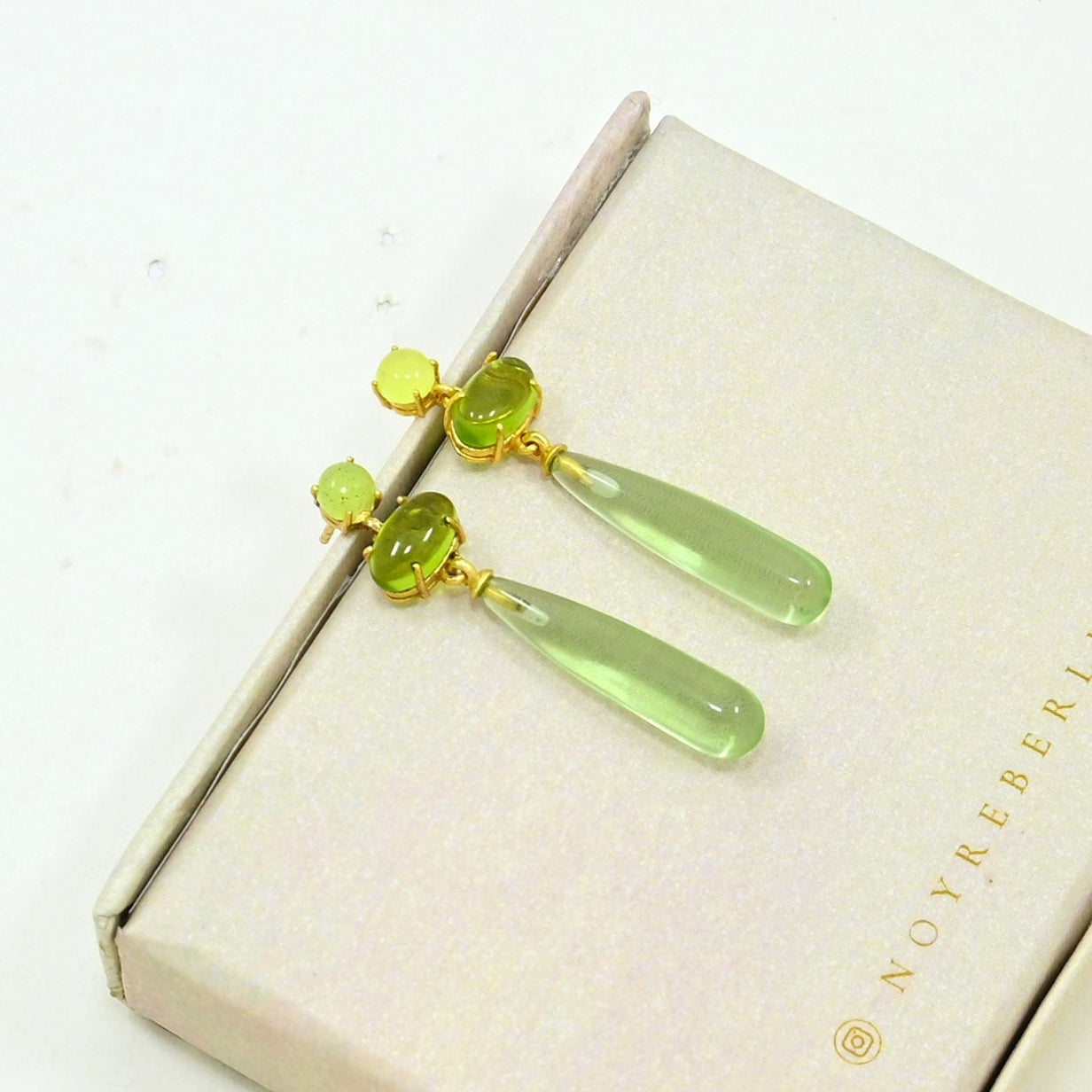 JANA EARRING