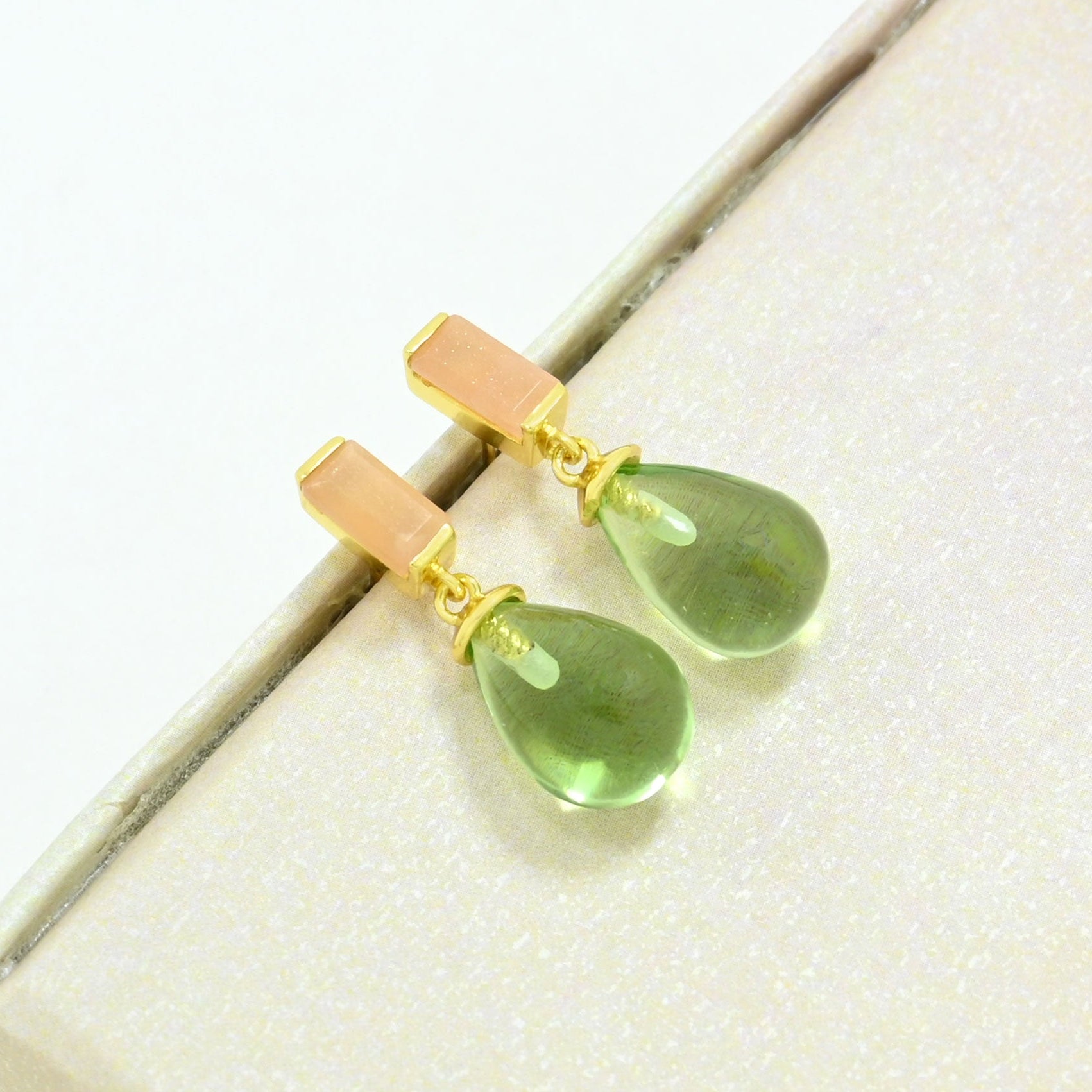 peach moonstone prasiolite earring gold plated