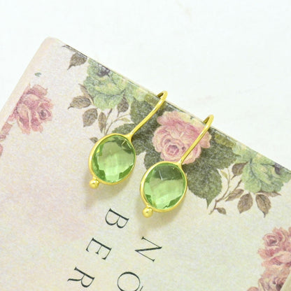 OVAL GEMSTONE EARRING
