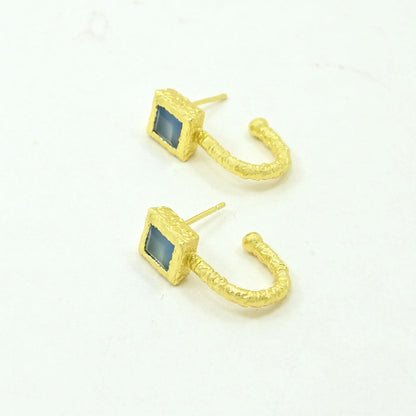 AMARA HOOP EARRING