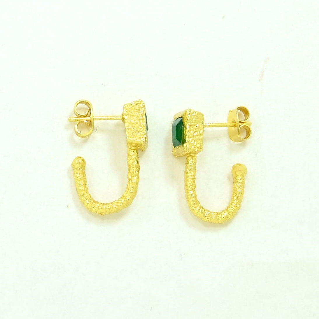 AMARA HOOP EARRING
