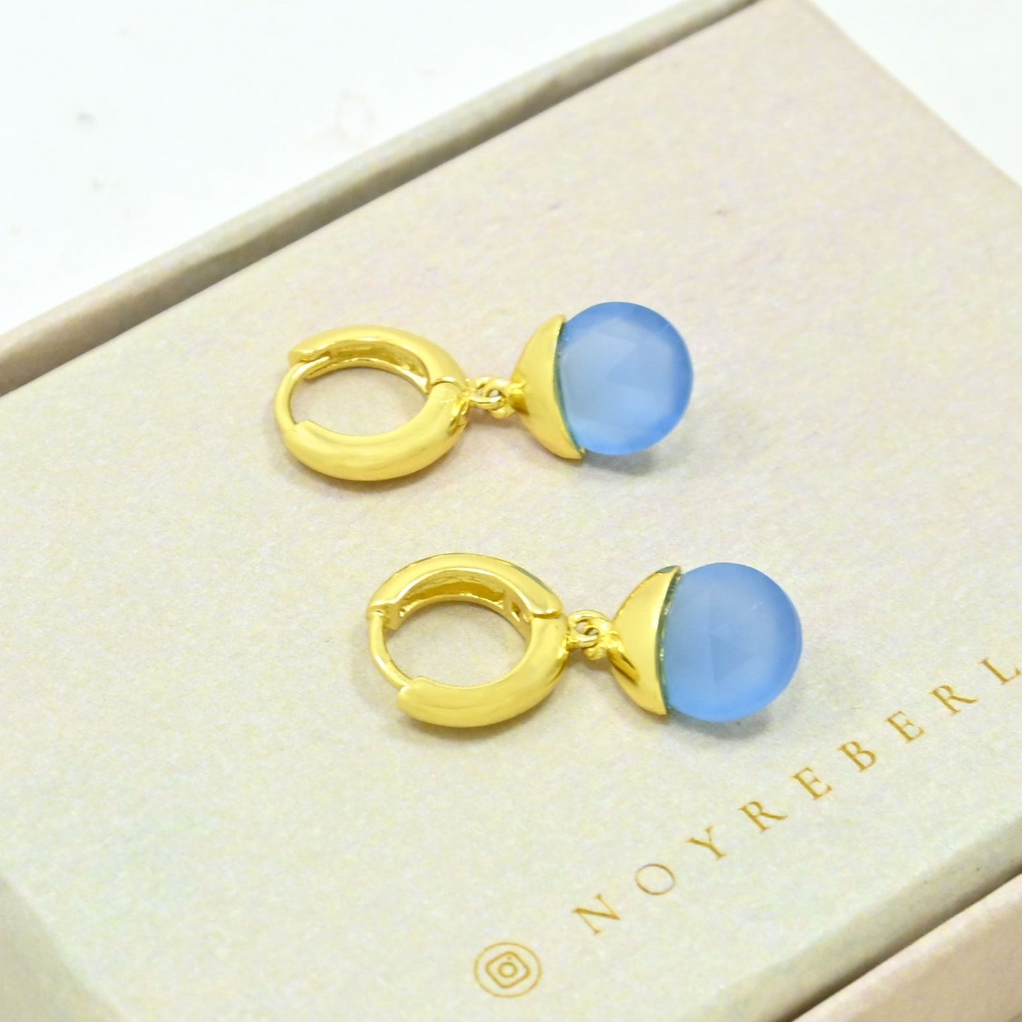 ANNIS HUGGIE HOOP EARRING