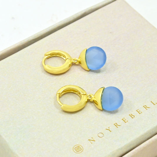 ANNIS HUGGIE HOOP EARRING