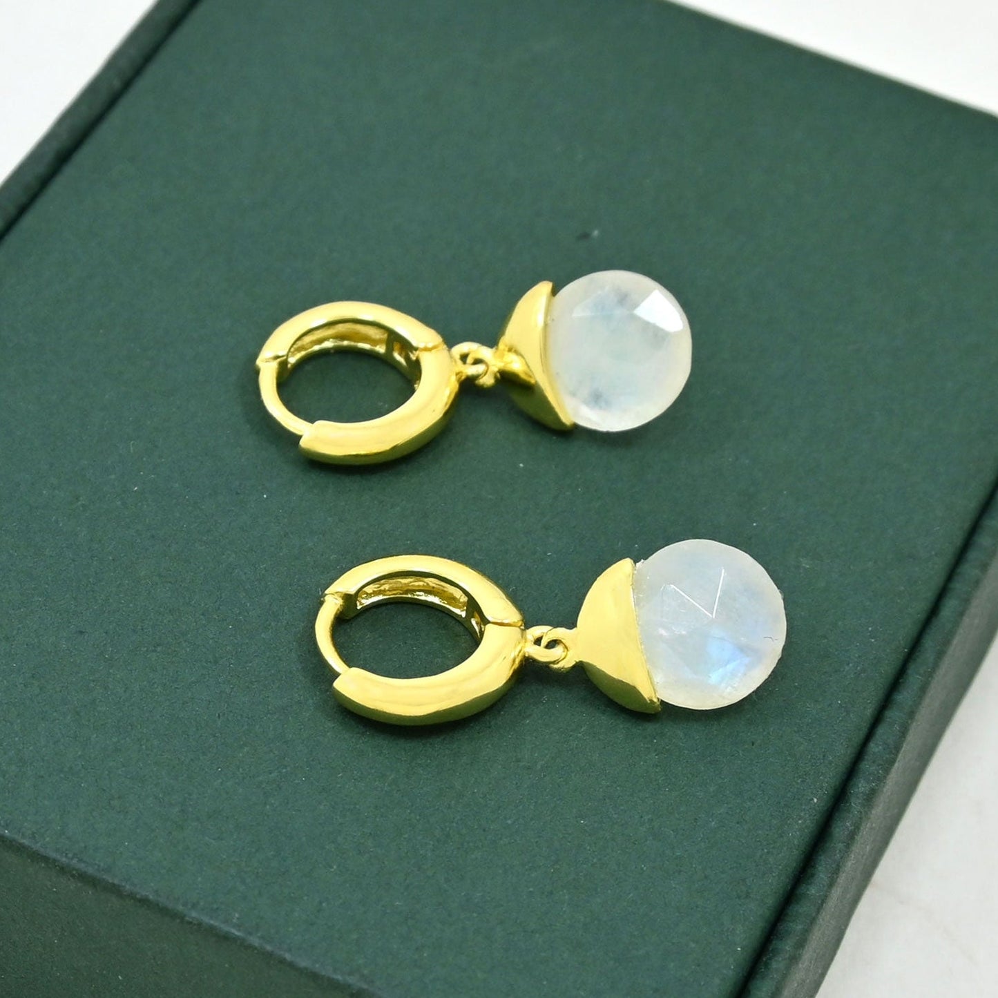 ANNIS HUGGIE HOOP EARRING