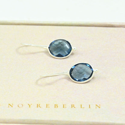 OVAL GEMSTONE EARRING
