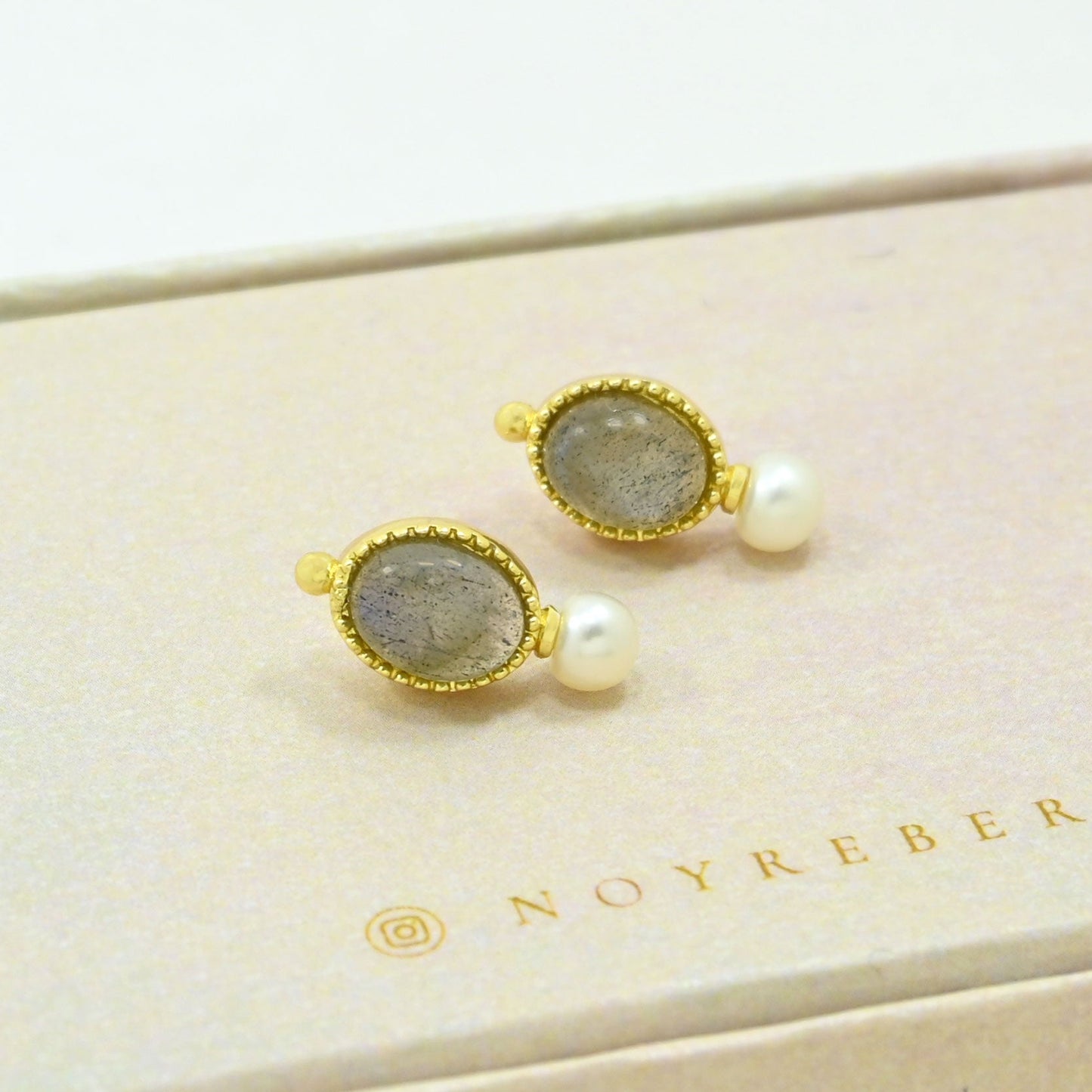 Labradorite pearl stud earring gold plated