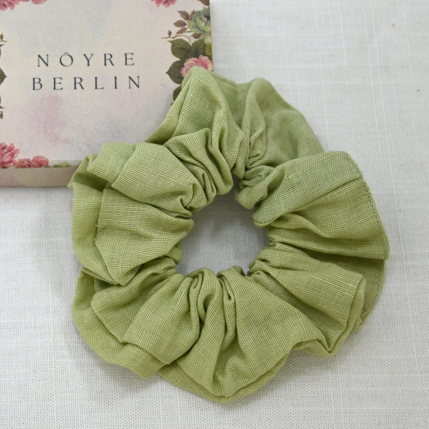 LINEN SCRUNCHIE