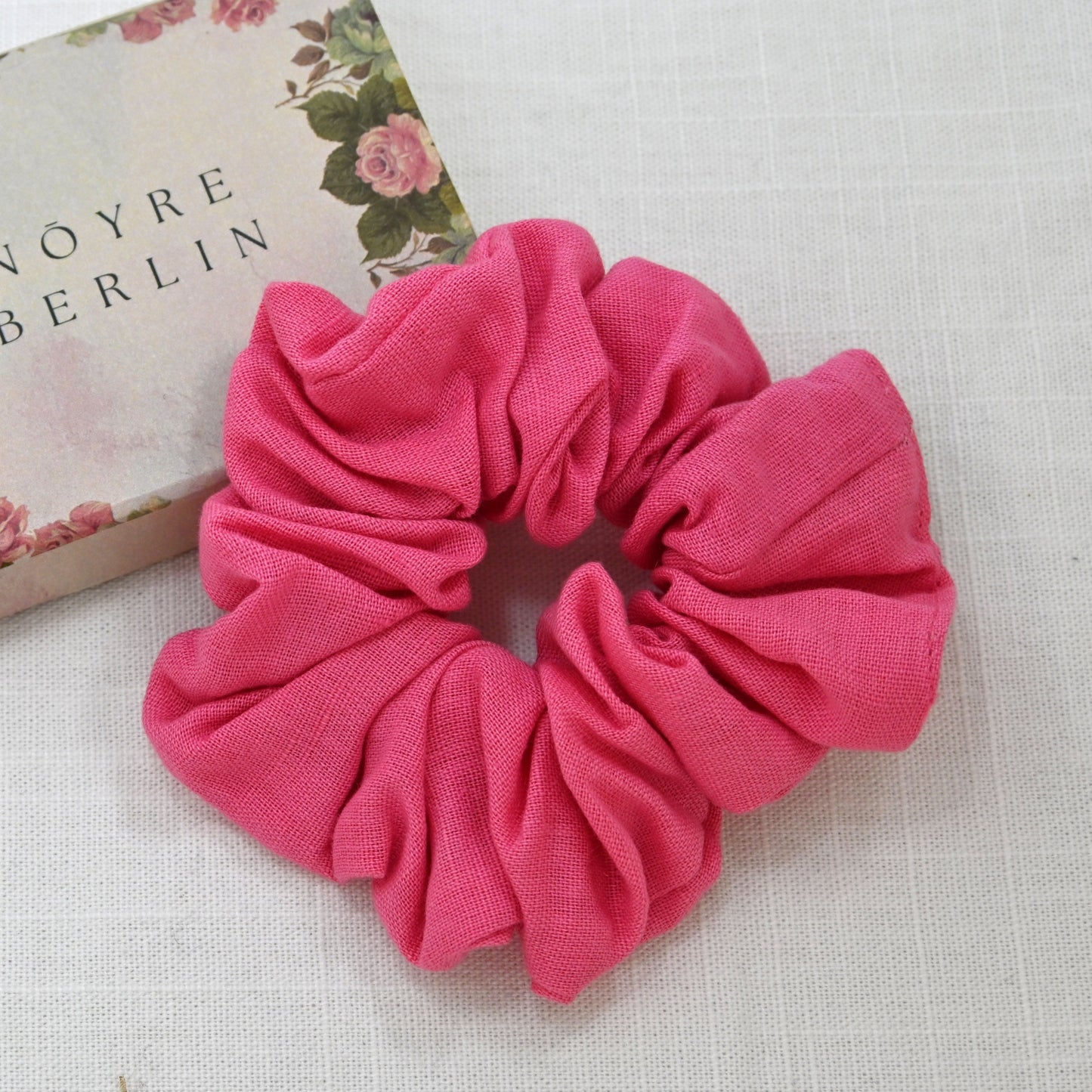 LINEN SCRUNCHIE