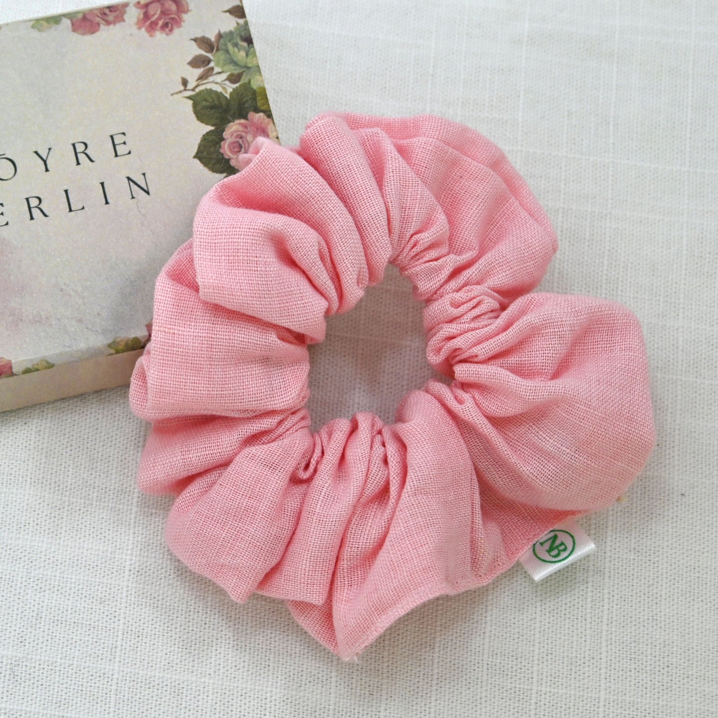 LINEN SCRUNCHIE