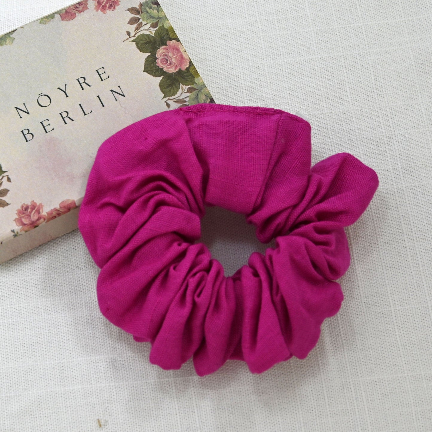 LINEN SCRUNCHIE