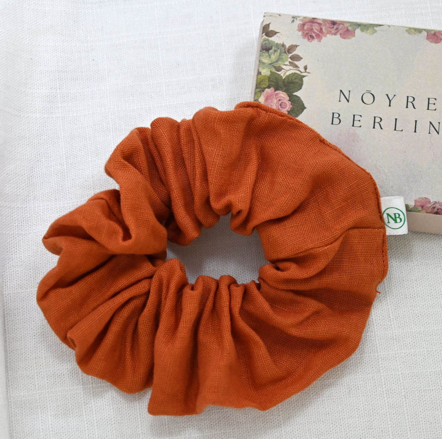 LINEN SCRUNCHIE