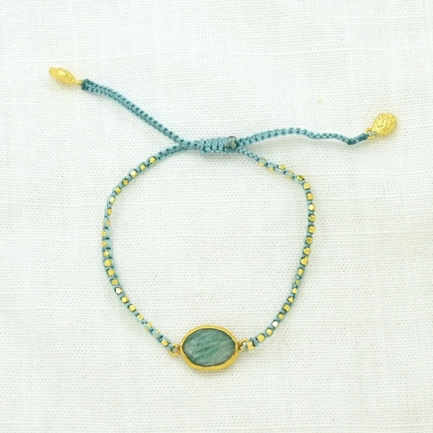 SHLYA MACRAMÉ ARMBAND