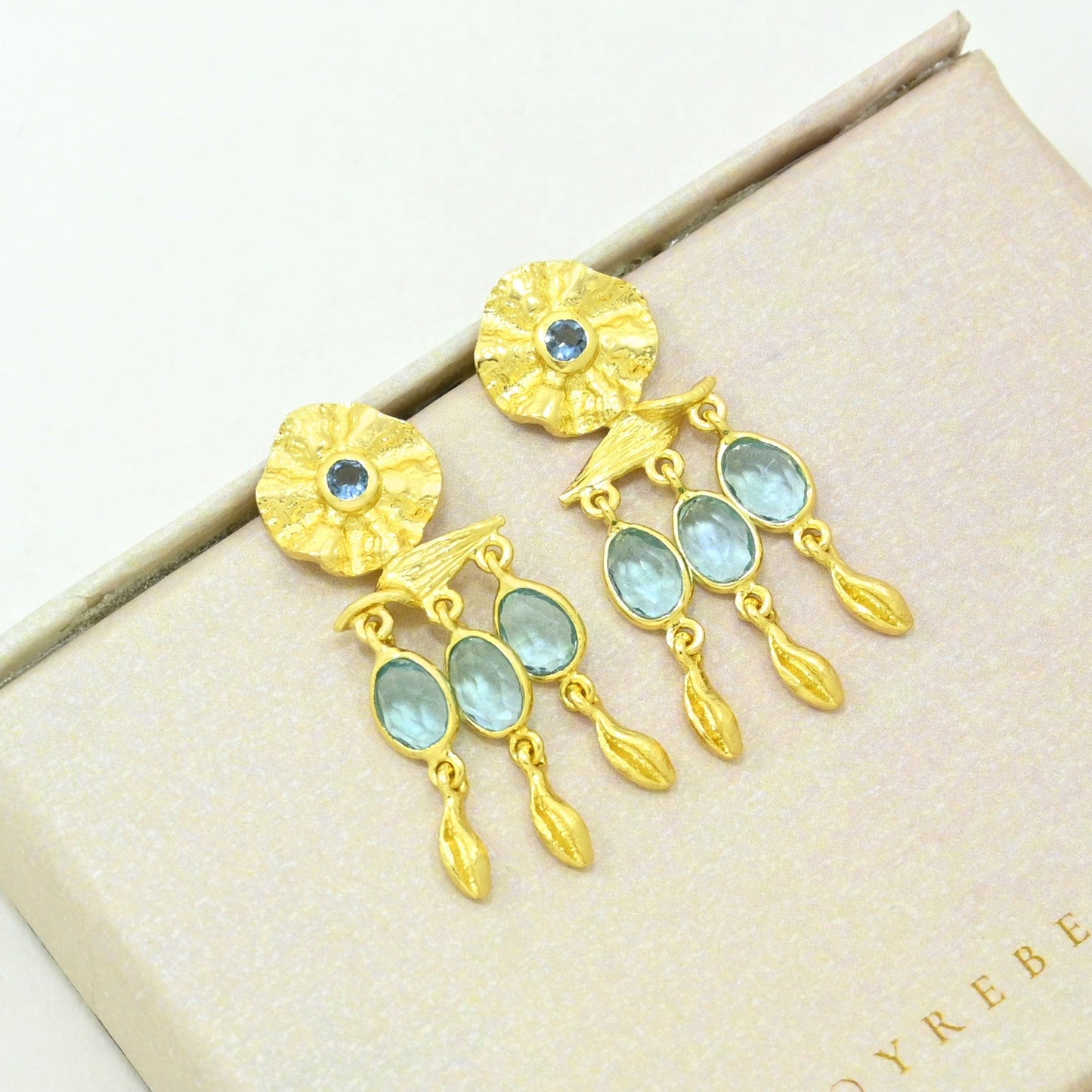 MEADOW EARRING