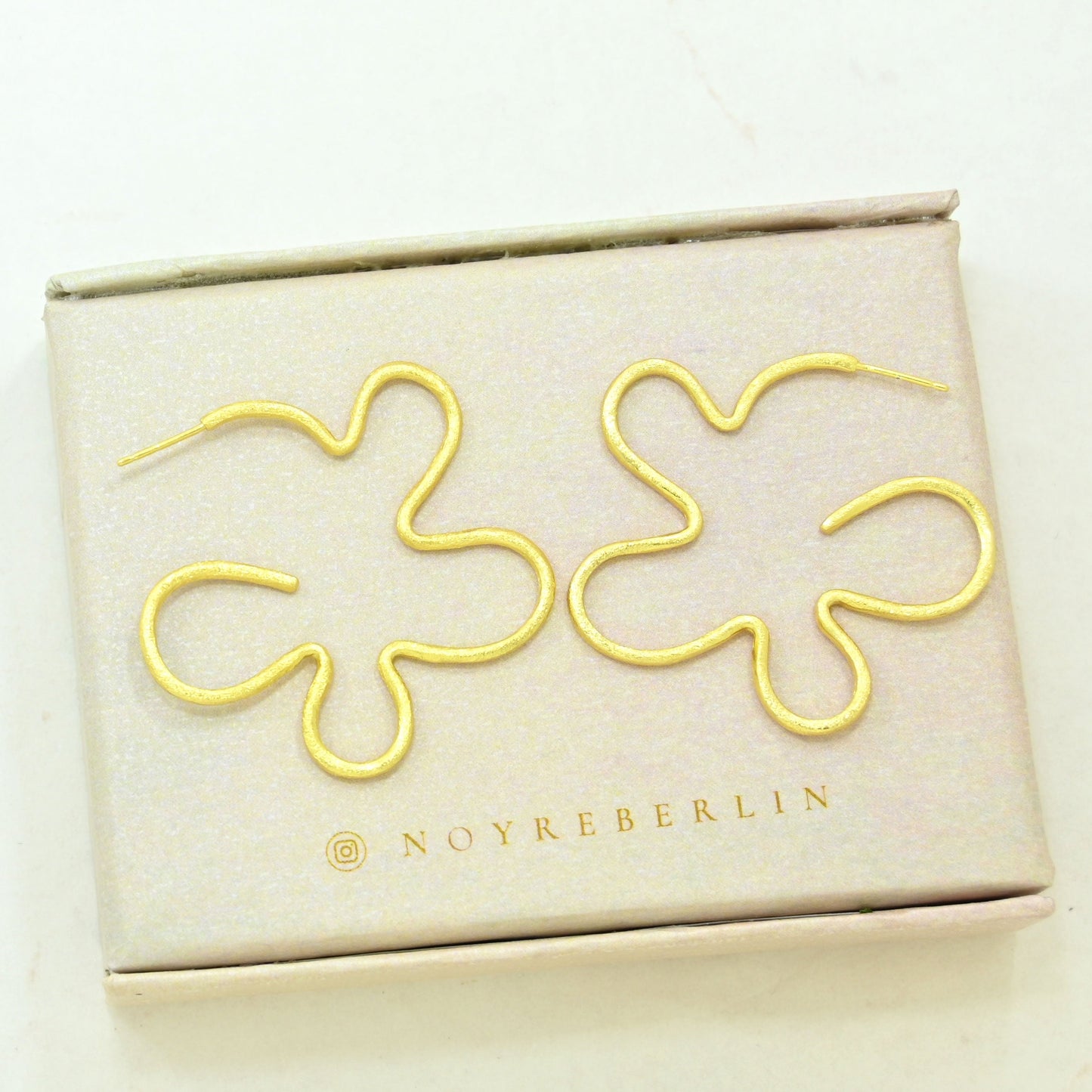 DORIA BOHO CHIC HOOP EARRING