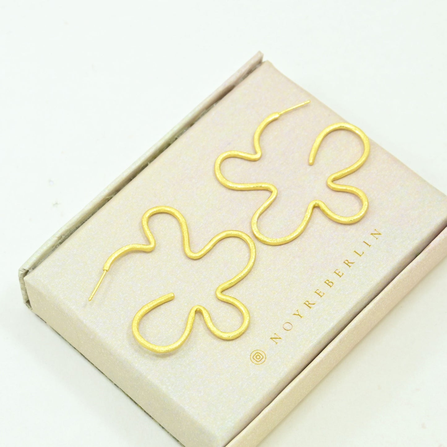 DORIA BOHO CHIC HOOP EARRING