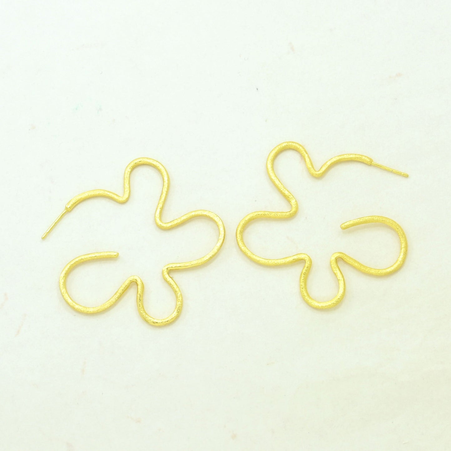 DORIA BOHO CHIC HOOP EARRING