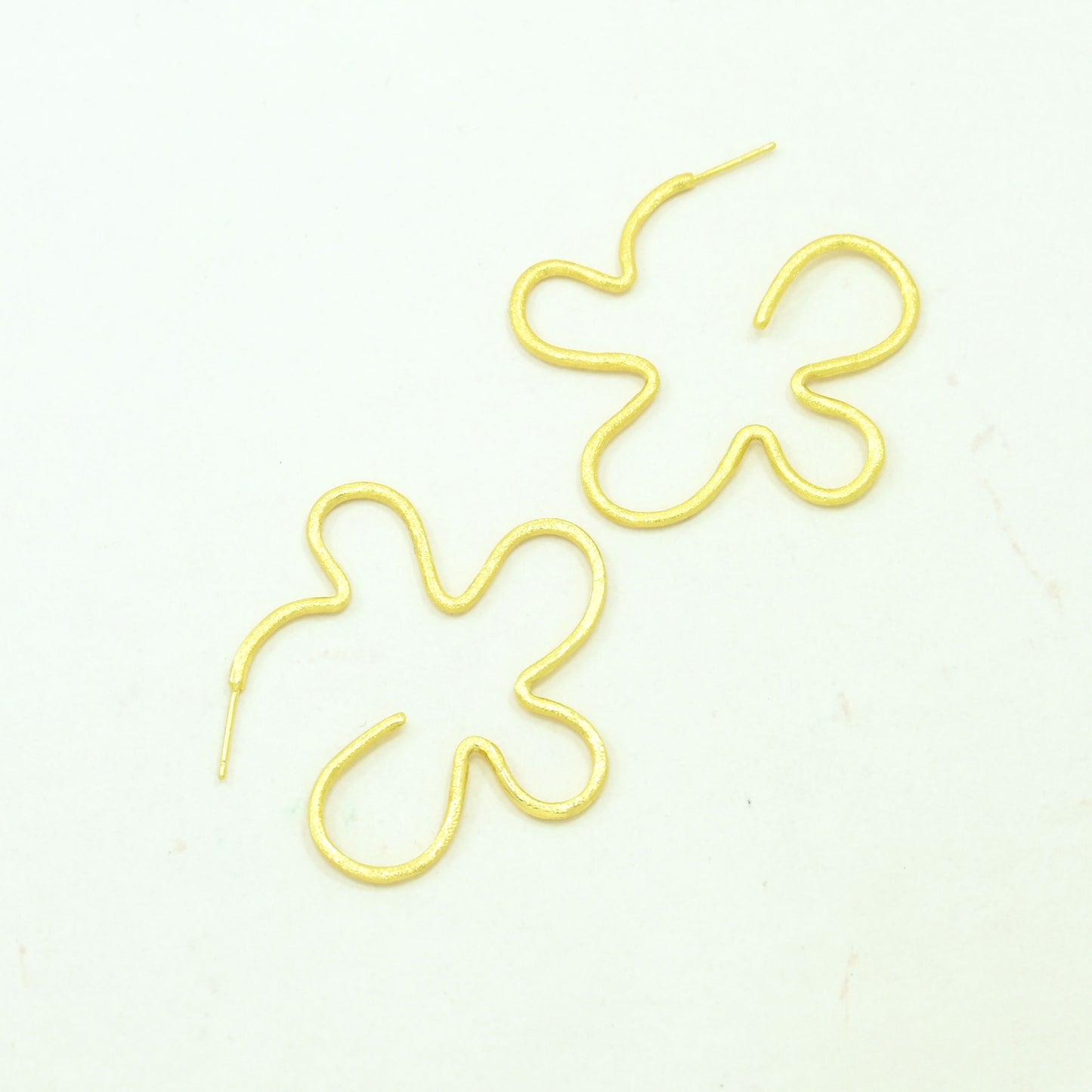 DORIA BOHO CHIC HOOP EARRING
