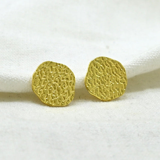 TRUFFLE STUD EARRING