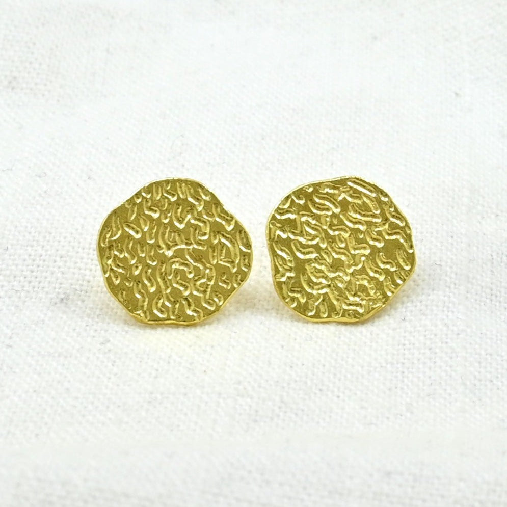 TRUFFLE STUD EARRING