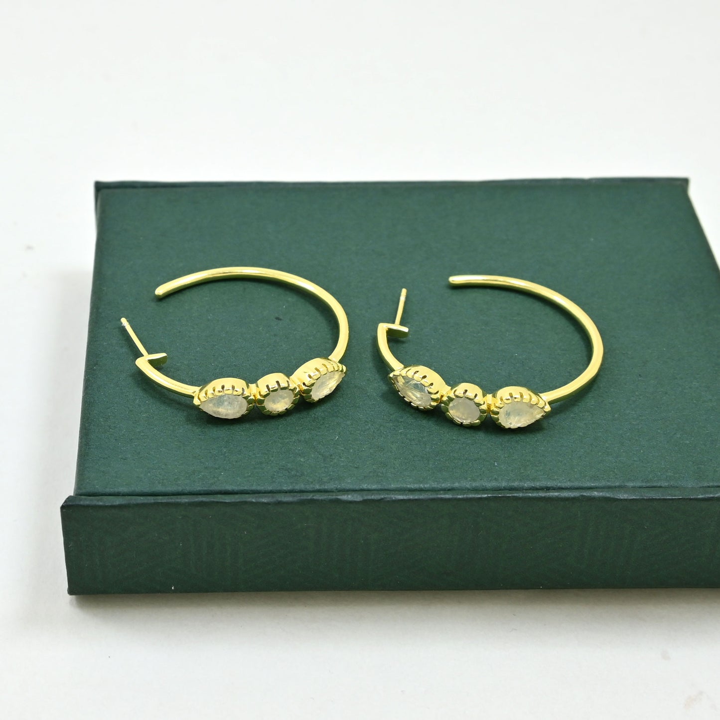 OAKLYN HOOP EARRING