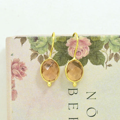 OVAL GEMSTONE EARRING