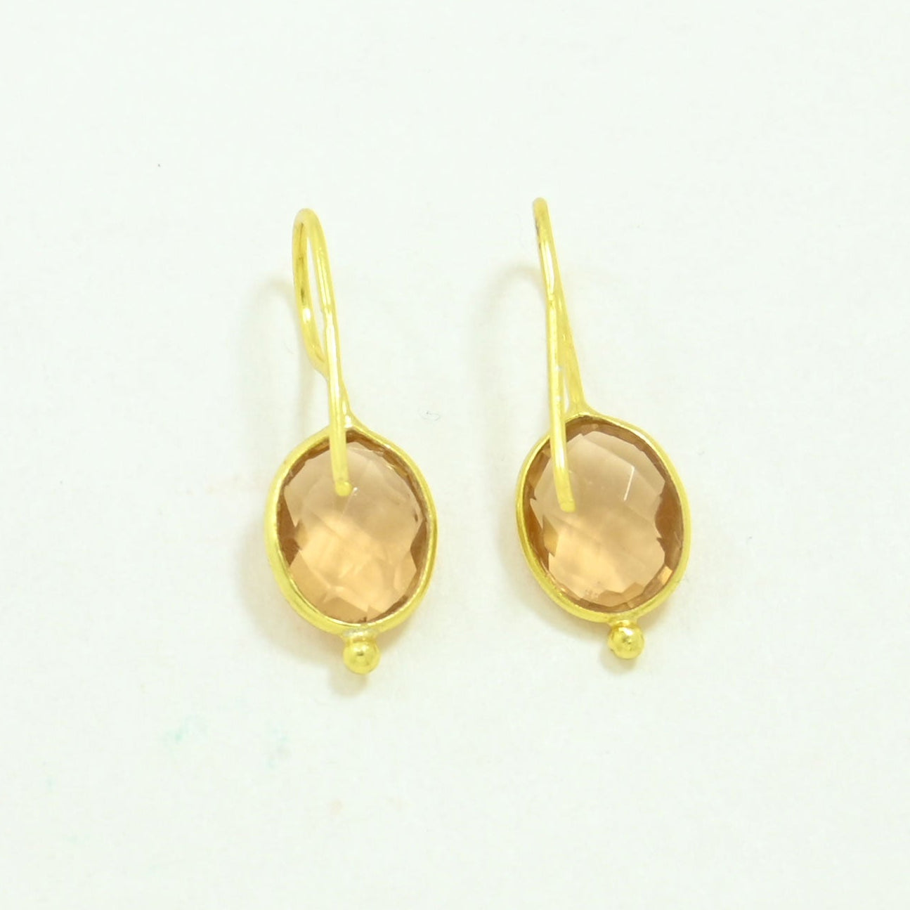 OVAL GEMSTONE EARRING