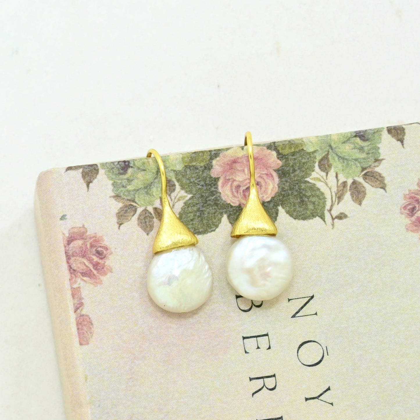 pearl drop earring gold plated