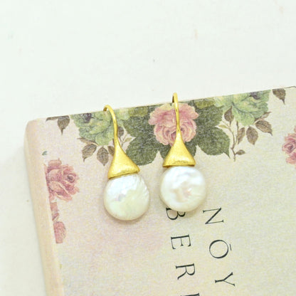 pearl drop earring gold plated