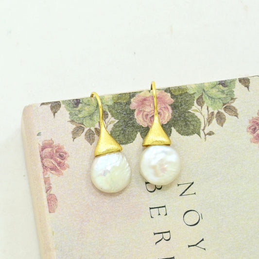pearl drop earring gold plated