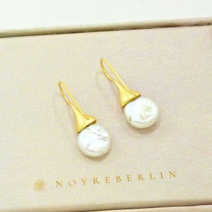 pearl drop earring gold plated