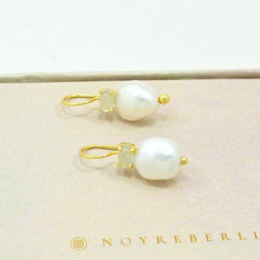 pearl aquamarine chalcedony earring gold plated